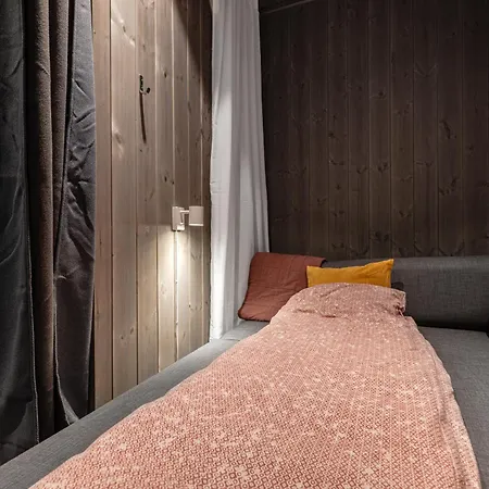 Charming New Ski-in Ski-out In Appartement *