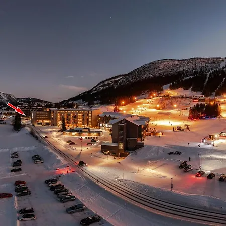 Appartement Charming New Ski-in Ski-out In *